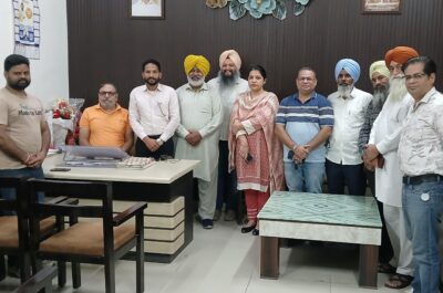 ਪ੍ਰੈਸ ਕਲੱਬ ਕੋਟ ਈਸੇ ਖਾਂ ਵੱਲੋਂ ਨਵ-ਨਿਯੁਕਤ ਐਸ.ਐਮ.ਓ. ਸੁਖਪ੍ਰੀਤ ਸਿੰਘ ਬਰਾੜ ਨਾਲ ਪਲੇਠੀ ਮੀਟਿੰਗ, ਲੋਕ ਮਸਲਿਆਂ ਦੇ ਹੱਲ ਦਾ ਭਰੋਸਾ