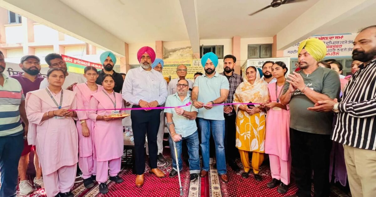 50 ਲੱਖ ਤੋਂ ਵੱਧ ਦੀ ਫੇਕੋ ਮਸ਼ੀਨ ਦਾ ਵਿਧਾਇਕ ਦਵਿੰਦਰਜੀਤ ਸਿੰਘ ਲਾਡੀ ਢੋਸ ਨੇ ਰੀਬਨ ਕੱਟ ਕੇ ਕੀਤਾ ਉਦਘਾਟਨ