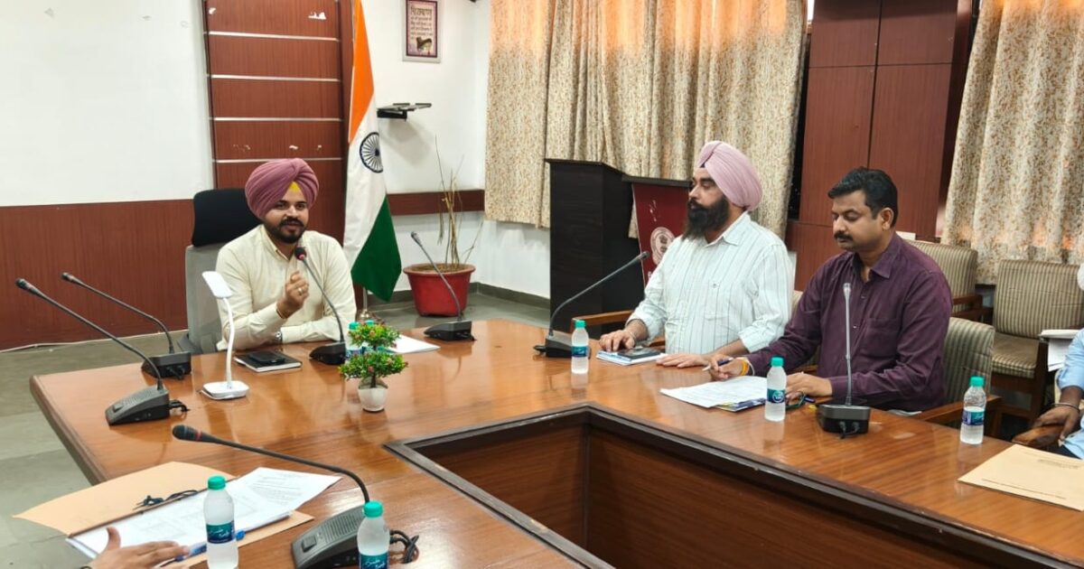 1 ਅਕਤੂਬਰ ਤੋਂ ਝੋਨੇ ਦੀ ਸਰਕਾਰੀ ਖਰੀਦ, ਮੋਗਾ ਪ੍ਰਸ਼ਾਸਨ ਵੱਲੋਂ ਤਿਆਰੀਆਂ ਨੂੰ ਅੰਤਿਮ ਛੋਹਾਂ